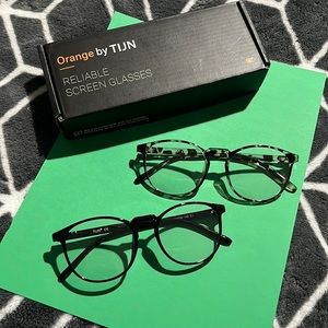 New in box anti fog blue light glasses